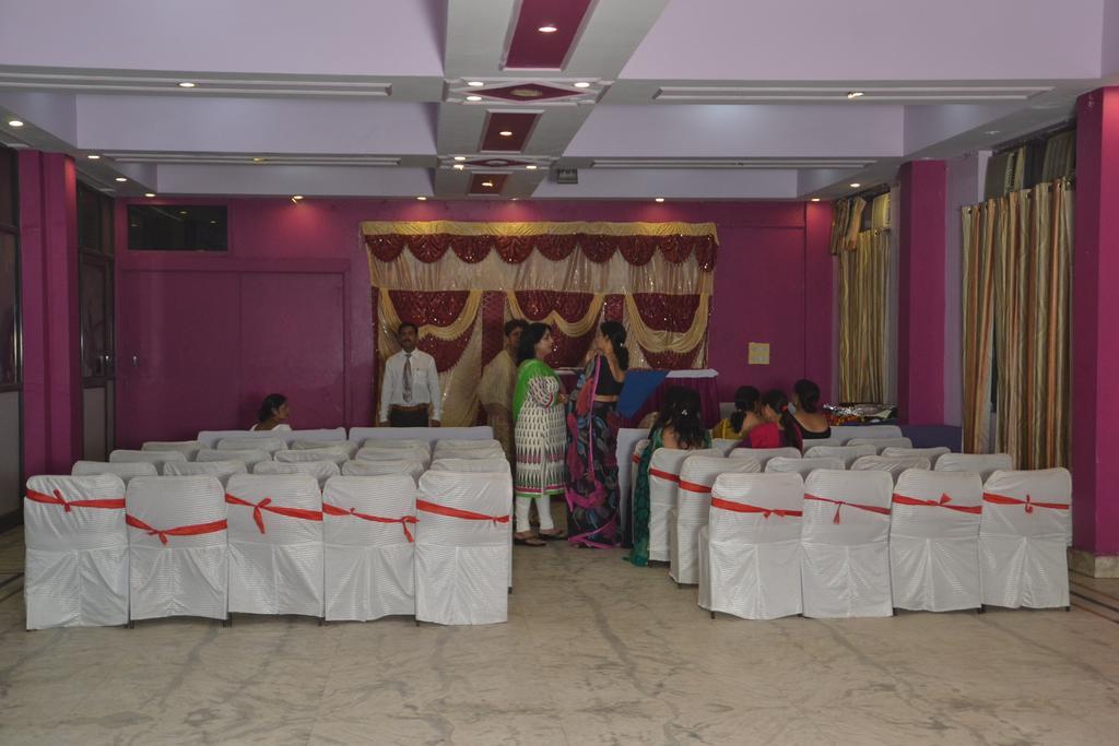 Hotel Shrinath Palace Orchha Exterior foto